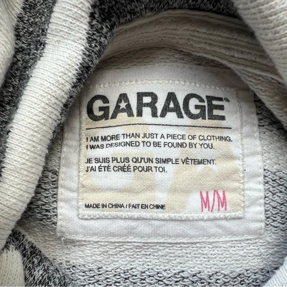 Garage Striped White and Gray Knit - Picture 5 of 6